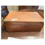 ANTIQUE HUMIDOR 12 X 8 X 5