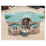 ALREADY ASSEMBLED VINTAGE LEGO MANSION FOLDING