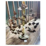 UNIQUE CANDLE HOLDER WITH A VARIETY OF ANIMALS ON