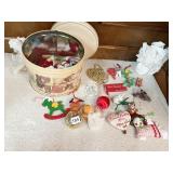 ORNAMENTS AND TIN, GOLD BEAD GARLAND