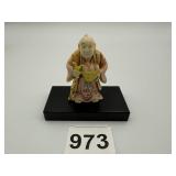 ANTIQUE COLORED CARVED BONE NETSUKE, 2 INCHES