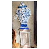 HAND PAINTED BLUE AND WHITE VASE ON COLUMN CUT