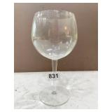 5 GLOBE WINE GLASSES