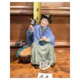 ROYAL DOULTON "TUPPENCE A BAG" 1967 FIGURINE