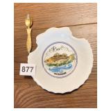 CONCH TUSCANY JAPAN OYSTER DISHES AND 4 GOLDFISH