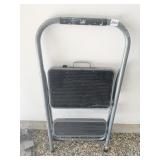 EASY REACH FOLDING STEP STOOL