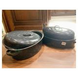 SPECKLED ROASTERS WITH LIDS, 16" AND 13.5"