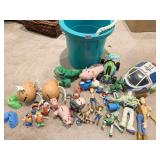 BUCKET OF DISNEY TOY STORY TOYS INCLUDING MANY