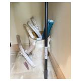 PADDED HANGERS, DUSTER