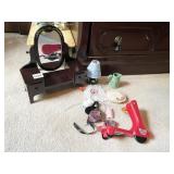 HARE-LY DAVIDSON SCOOTER, LAMP, MUFFY DRESSING