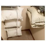 6 PILLOWS 3 DOWN FILLED