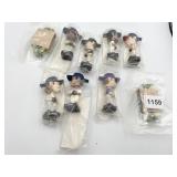ASSORTED BASEBALL PLAYER BOBBLE HEADS IN PACKAGES
