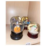 HOLIDAY ITEMS INCL. SNOWMAN