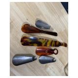 SHOEHORNS