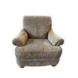 BROYHILL COMFORTABLE ARMCHAIR VERY CLEAN