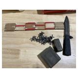 VINTAGE JACKS, PLASTIC KNIFE