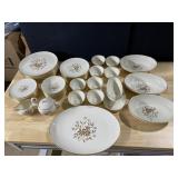 LENOX DINNERWARE SERVICE FOR 8, CREAMER, SUGAR,