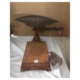 CHICAGO CUTLERY PLATFORM SCALE, DOUBLE BRASS