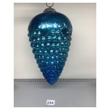 KUGEL-13" GRAPE CLUSTER W/ LEAVES. SAPPHIRE BLUE