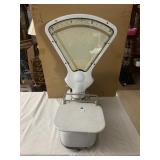 TOLEDO FAN SCALE, WHITE PORCELAIN