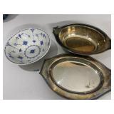 BLUE & WHITE SERVING BOWL DENMARK ENGLAND, 2