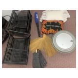 FOLDABLE CRATES, HALLOWEEN PILLOW, BROOM, WALL
