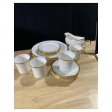 LENOX, DINNER WARE GRAVY BOAT, SERVICE FOR 4,