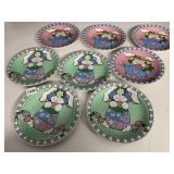 EIGHT BUNNY PLATES 4 PINK, 4 GREEN