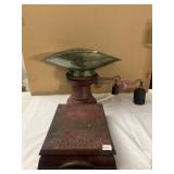 HOWE RED PLATFORM SCALE, LARGE ROUND PILLAR,