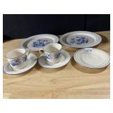 LENOX DINNER PIECES POPPIES ON BLUE