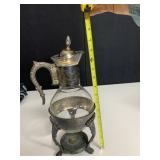 CORNING BRAND PITCHER WITH PEDESTAL STAND HEAT