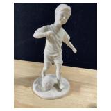 LENOX SURE SHOT FIGURINE