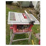 TABLE SAW WITH STAND