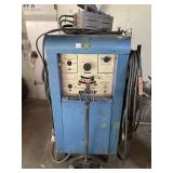 GAS WELDER MODEL 320A / BP WITH TANK