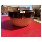 TAN/BROWN POTTERY BOWL