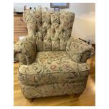 FLEX-STEEL TUFTED BACK ARMCHAIR