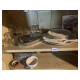 CAKE LIFTER W/ SERVING DISH AND PLATES ART CHINA