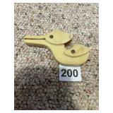 BAKELITE DUCK PIN