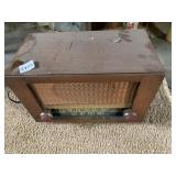 GE WOOD ELECTRIC CLOCK MODEL 410