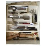 FLATWARE IN DRAWER