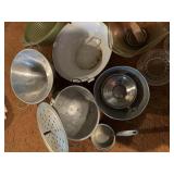 STRAINERS, KITCHEN ITEMS