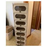 8 HAT HOLDER CHEST W/ VIEW FRONT