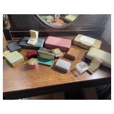 JEWELRY BOXES INCL. VINTAGE, PENDANTS ETC.