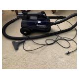 SANITAIRE PROFESSIONAL VACUUM