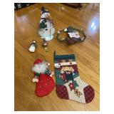CHRISTMAS STOCKINGS AND HOLIDAY Dï¿½COR