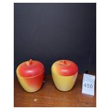 2 COVERED APPLES