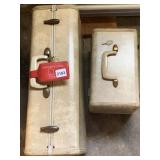 SAMSONITE SUITCASE AND TRAIN CASE W/ KEYS