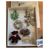 RHINESTONE PIN, SAND DOLLARS, CAR PIN, BROWN