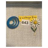 2 PINS BLOOMING FLOWER AND CIRCLE PIN