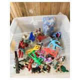 PLASTIC BIN OF VINTAGE TOYS AND FIGURINES,
